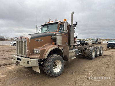 2001 Kenworth T800B 8x6 Winch Truck