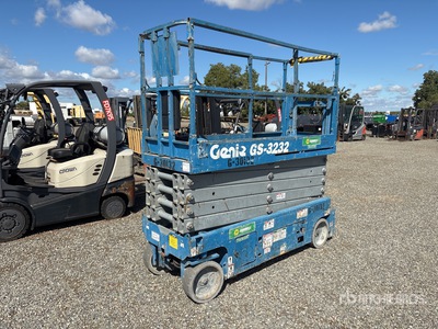 2013 Genie GS3232 Electric Scissor Lift