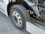4 dessous de caisse - Camion with Pneu directeur droit