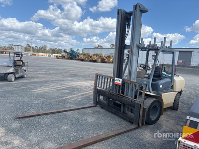 Komatsu FG45T-7 Forklift