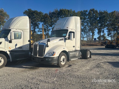 2016 Kenworth T680 4x2 2-Achs Sattelzugmaschine (Inoperable)