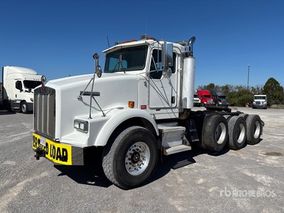 2005 Kenworth T800 8x4 Cabeza Tractora Cabina Corta