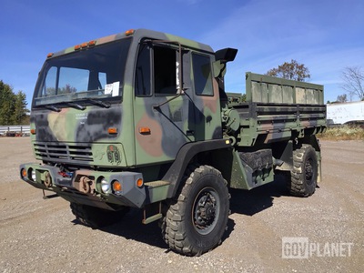 2003 Stewart & Stevenson M1078A1 LMTV 4x4 Cargo Truck