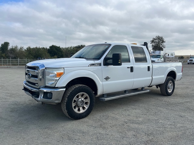 2015 Ford F-350 XLT 4x4 Crew Cab Pickup 2015 Ford F-350 XLT 4x4 Crew Cab Pickup