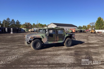 2008 AM General M1097R1 HMMWV 4 Door Soft Top w/Truck Body