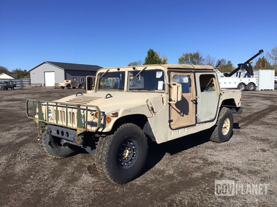 2007 AM General M1097R1 HMMWV 4 Door Soft Top w/Truck Body