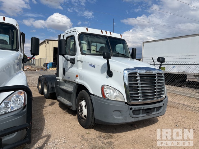 CAMIóN 2016 FREIGHTLINER