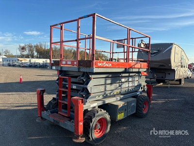 2006 Skyjack SJ7135RT 4x4 Diesel Scissor Lift