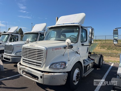 2016 Freightliner M2112 4x2 S/A Day Cab Truck Tractor