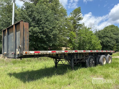 2007 Clark 33 ft Tri/A مقطورة مسطحة