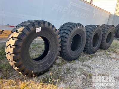 Quantity of (4) 20.5-25 を見 Tires