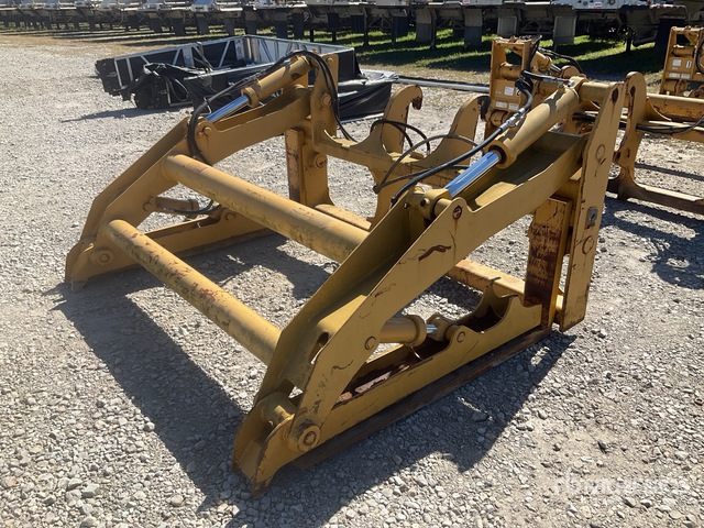 Rockland PG-2 60 in Pipe Telehandler Grapple - Fits Cat TL1255C ...