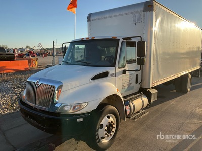 2017 International 4300 4x2 Furgonetka