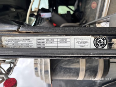 2019 Peterbilt 389 6x4 Cabeza Tractora Cabina Dormitorio