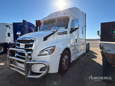 2023 Freightliner Cascadia 126 6x4 T/A Sleeper Truck Tractor