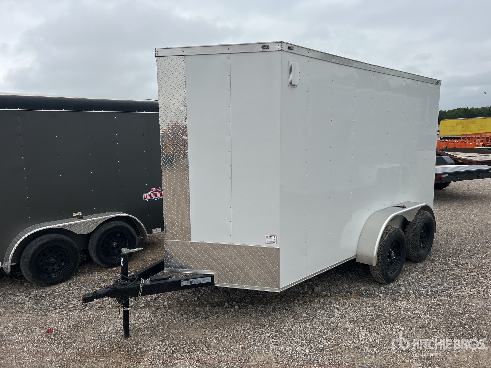 2025 Salvation Trailers 14 ft T/A Kastenanhänger (Unused)