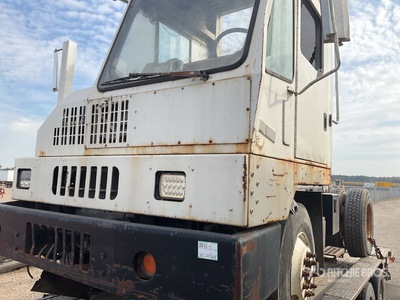 2010 Cargotec Solutions Spezial-Sattelzug