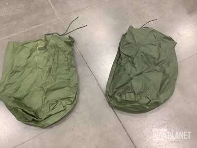 (106) Clothing Bags