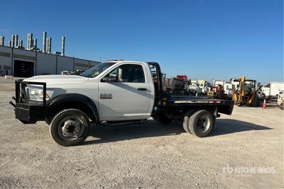 2017 Ram 5500 4x4 Flatbed Truck