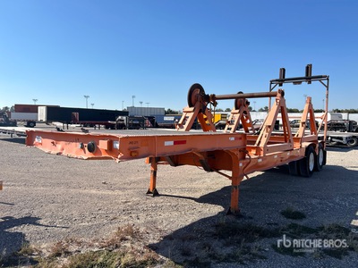 1966 Fruehauf T/A (2) Remorque porte-touret