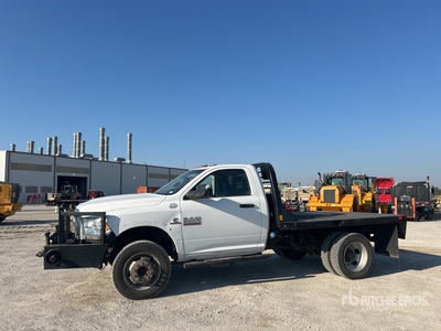2018 Ram 5500 4x4 Flatbed Truck