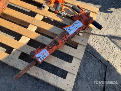2022 APT M190 Pneumatic Demolition Breaker