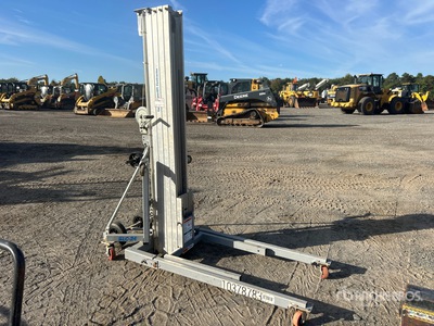 2022 Genie SLC-24 Material Hoist