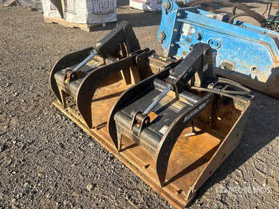 2019 Blue Diamond 106445 66 in Skid Steer Grapple Bucket
