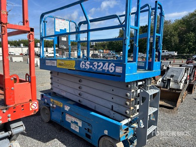 2016 Genie GS-3246 Electric Scissor Lift