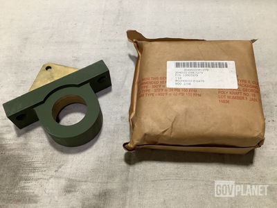 (23) 12007979 Rotating Shaft Eye Brackets