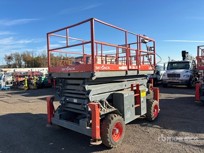 2006 Skyjack SJ8841RT 4x4 Dual Fuel Scissor Lift