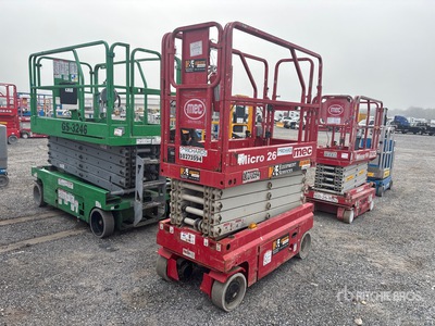 2019 MEC Micro 26 Electric Scissor Lift