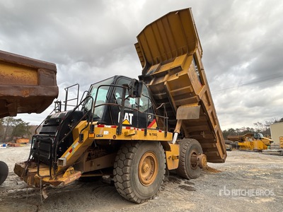 2011 Cat 773F Mulden-Kipper