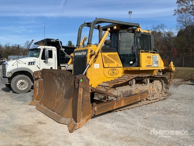 2013 Komatsu D65EX-17 ブルドーザー
