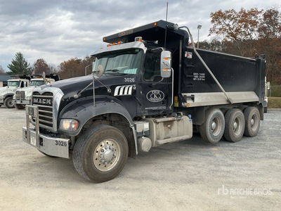 2023 Mack GR64F 8x4 Tri/A Camión dumper