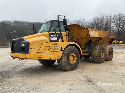 2014 Cat 740B Camión Dumper Articulado