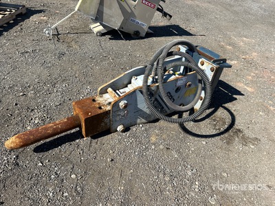 2023 FRD F9FSPWR Hydraulic Breaker