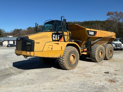 2015 Cat 740B Articulated Dump Truck