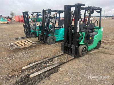 Mitsubishi FGC-25N 4950 lb Cushion Tire Forklift