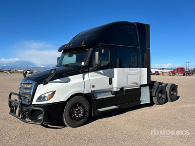 2018 Freightliner Cascadia 126 6x4 T/A Sleeper Truck Tractor