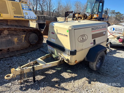 1999 Ingersoll Rand P185WJD 185 cfm Mobile Sprężarka powietrza (Inoperable)