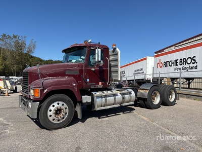 2011 Mack CHU613 Pinnacle 6x4 T/A Day Cab Truck Tractor
