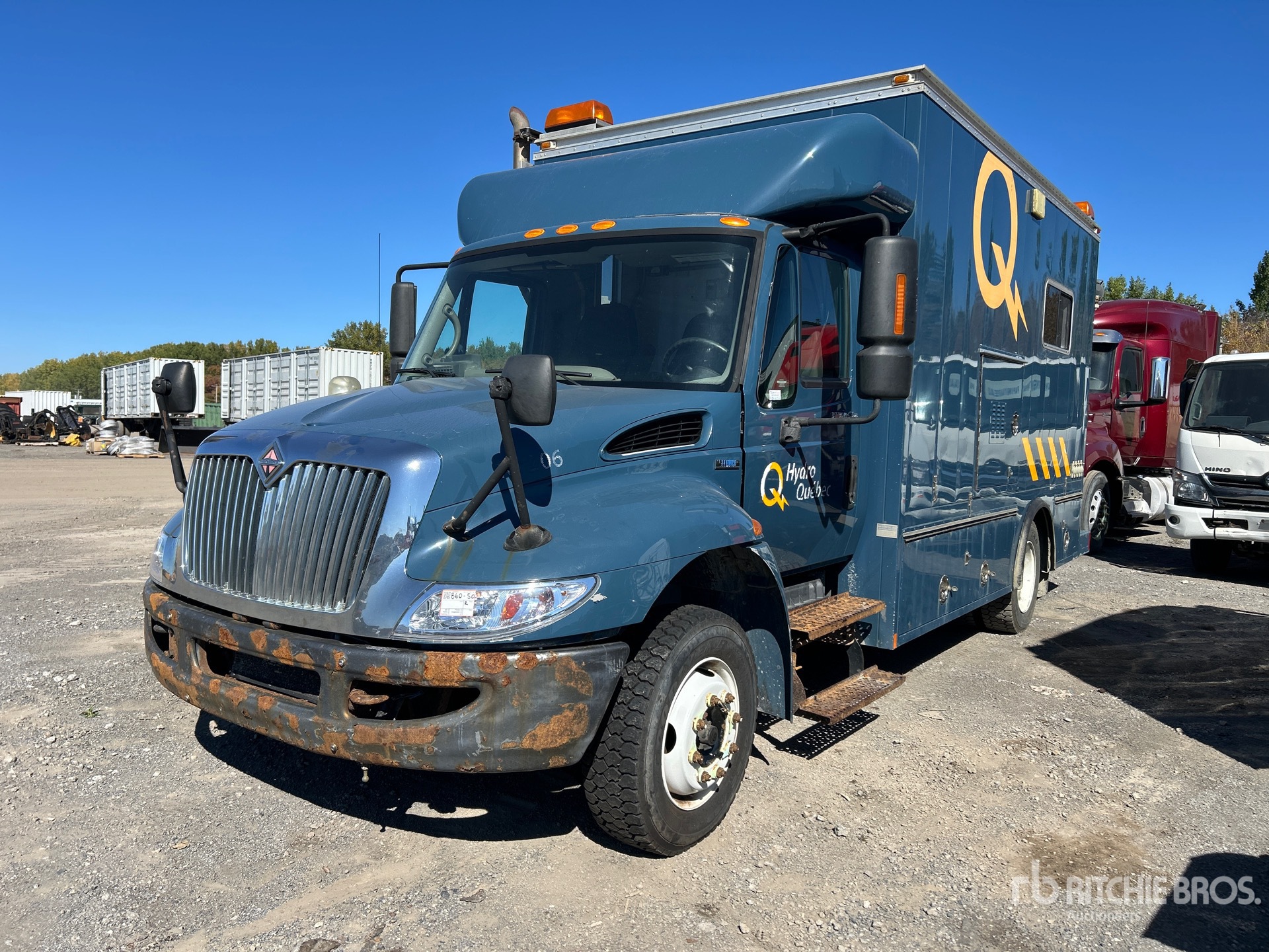 2008 International 4300 SBA Utility Truck (Inoperable)