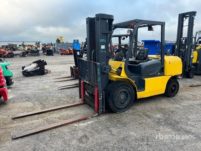 2007 Komatsu FG45T2-8 8560 lb Pneumatic Tire Carretilla Elevadora