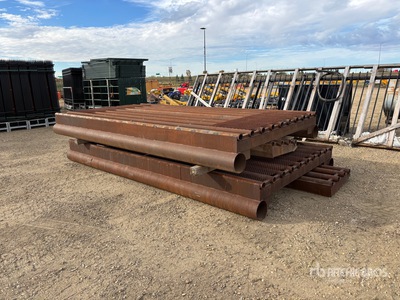 Quantity of (2) 14 ft x 7 ft Texas Gates