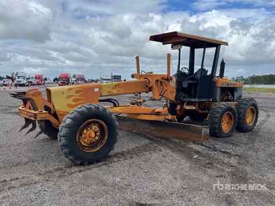 John Deere 570A Motor Grader