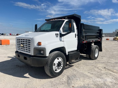 2003 Chevrolet C7500 4x2 S/A Dump Truck