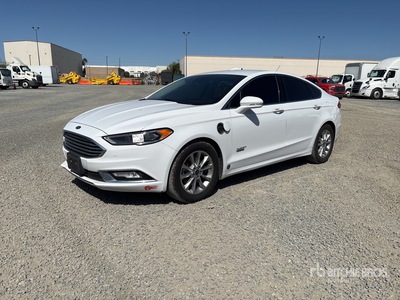 2017 Ford Fusion SE Plug-In Hybrid Automobile