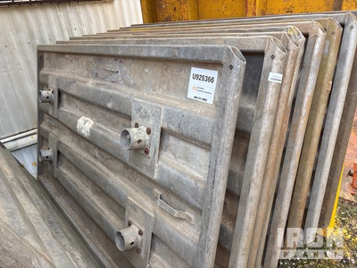 Ultrashore 4 ft x 7 ft Aluminum (2 in Wall) Trench Shield