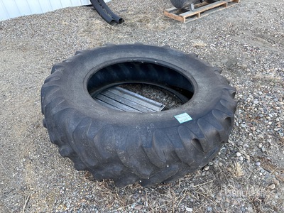 20.8-38 を見 Tires